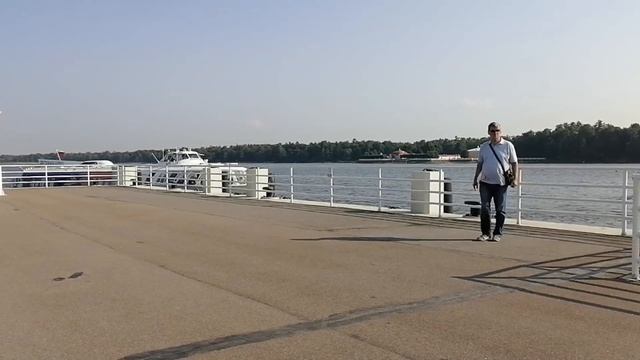Санкт Петербург ! Петергоф ! Третье море за отпуск , Балтийское ! смотреть онлайн