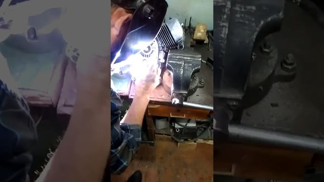 Картер двигателя v50 отбить кусок смотреть онлайн