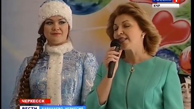 В драмтеатре прошла традиционная Новогодняя Елка Главы республики смотреть онлайн