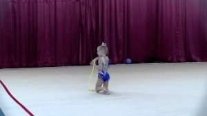 Первое выступление со скакалкой. Маленькая гимнастка. Юные грации 2020