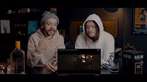 Смотрим Bad Omens “Glass Houses” с Ноа и Ори (Русский перевод)