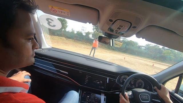 OffRoading Vlog with Audi Q5, Q7 and Q7 Etron смотреть онлайн