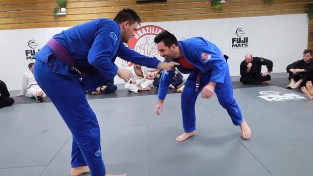 Super Fight! the FOOT SWEEP heard around the WORLD! смотреть онлайн