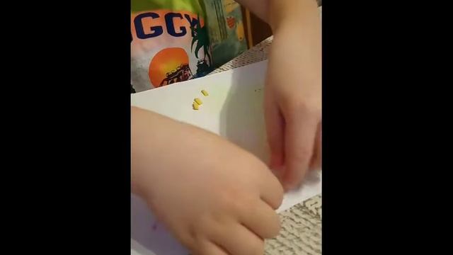 Поделка из пластилина. Кот и цветы. смотреть онлайн