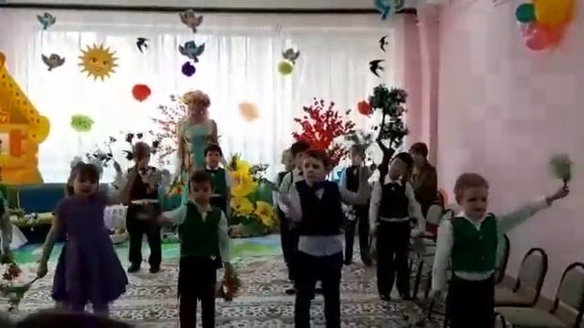 Утреник к 8марта 6.03.20 5л(4) смотреть онлайн