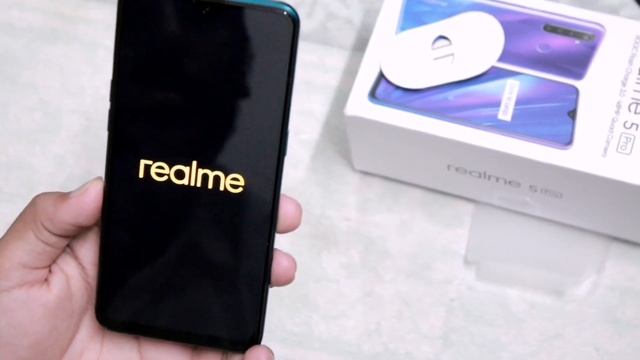 REALME 5 PRO Unboxing and Initial Impressions In Malayalam/Budget king/Best smartphone under 15000? смотреть онлайн