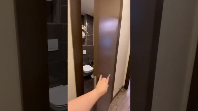 Просторная трехкомнатная квартира с шикарным ремонтом в ЖК «Собрание» на Петроградке? смотреть онлайн