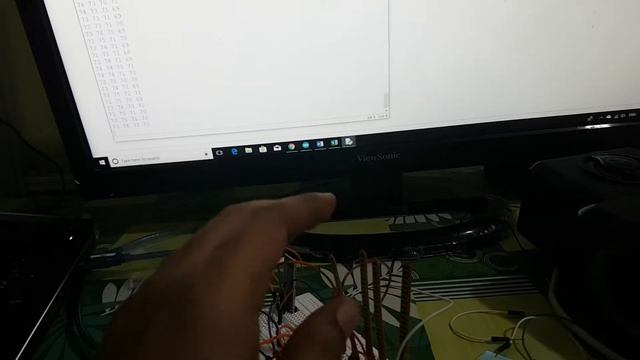 Arduino Flex Sensors Bluetooth and Python смотреть онлайн