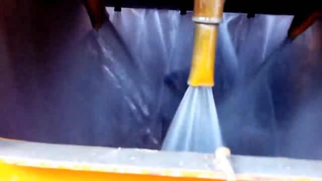 Подача воды в двухвальный бетоносмеситель SDMIX смотреть онлайн