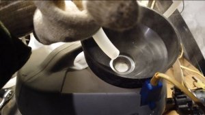 После этой процедуры печка будет греть! промываю радиатор печки химическим раствором