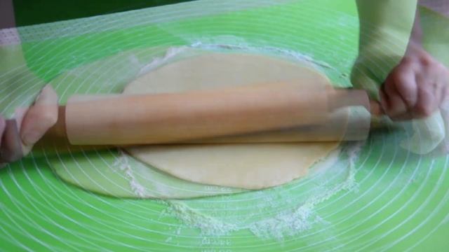 ТРУБОЧКИ С ВАРЕНЬЕМ. РОГАЛИКИ. ПЕСОЧНОЕ НЕЖНОЕ ТЕСТО. смотреть онлайн