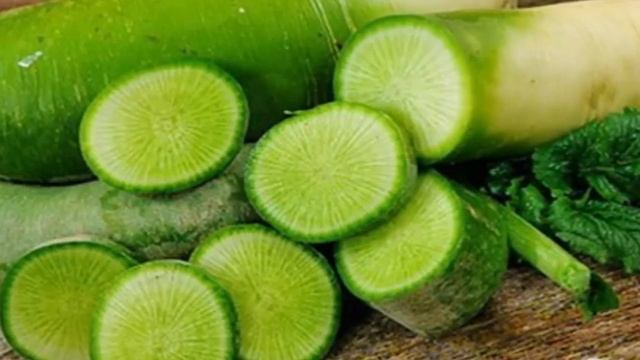 Бавосир(Геморрой) Ва Кабзиятдан Халос Этувчи Супер Шарбат !!! смотреть онлайн