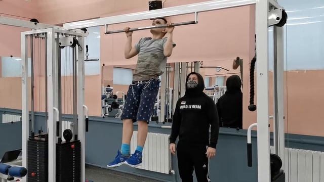 Подтягивание с утяжелением. Усложняем упражнение смотреть онлайн