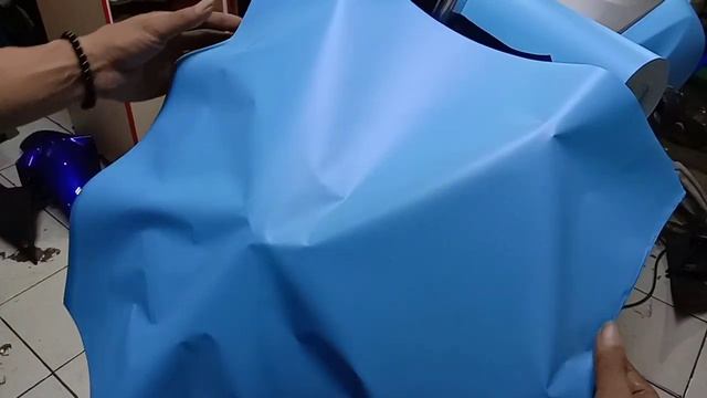 Proses Pemasangan Full Body YAMAHA R 25 Dengan Oracal 651 Matt ice blue смотреть онлайн