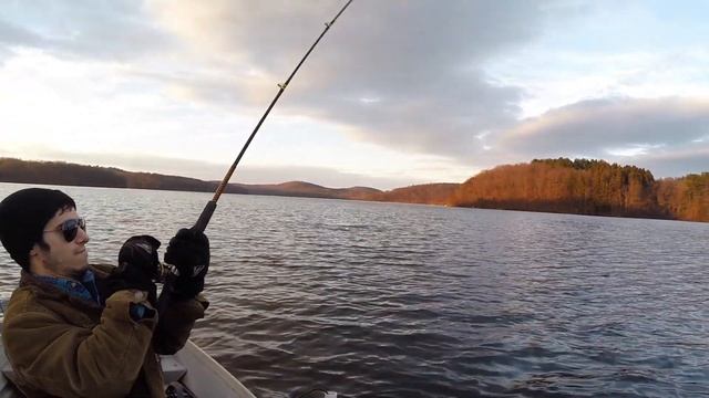 Trolling for Trophy Trout! смотреть онлайн