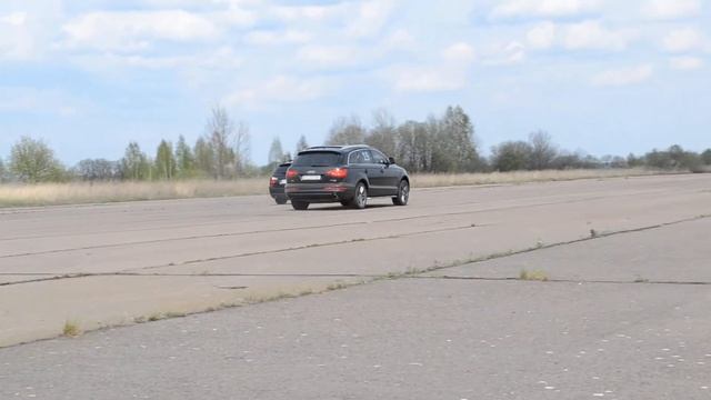 Audi Q7 Vs.Bmw E91 смотреть онлайн