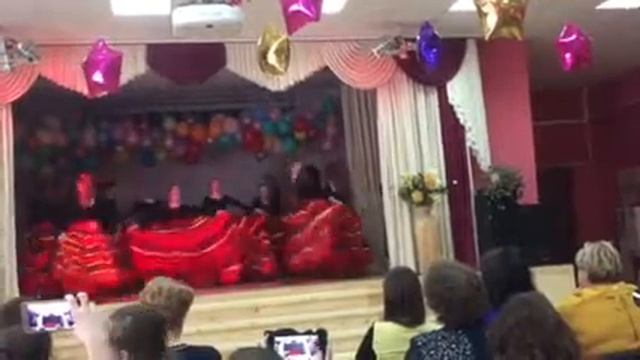 ИСПАНСКИЙ ТАНЕЦ смотреть онлайн