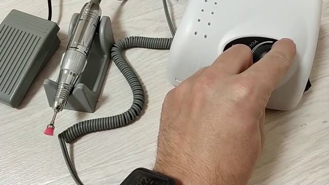 Маникюрный аппарат Strong 210 смотреть онлайн