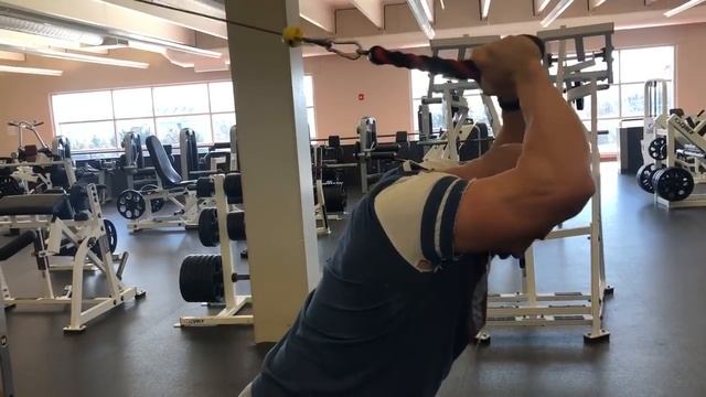 Triceps Giant Set смотреть онлайн