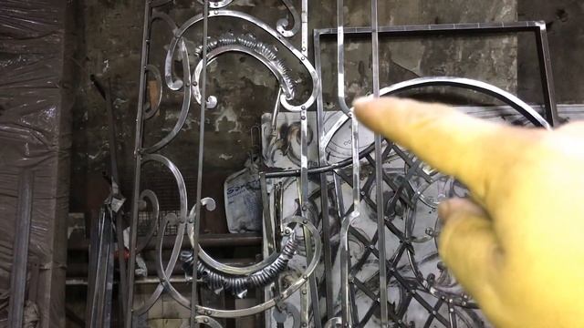 Продолжение балкона, аканты. смотреть онлайн