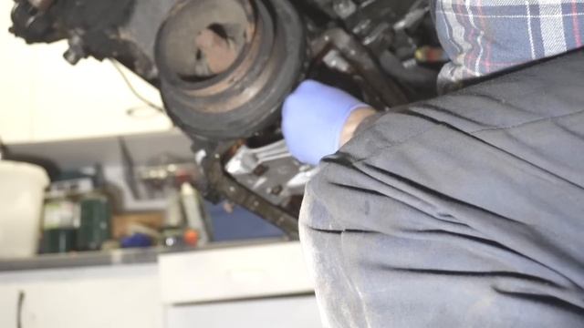 The Ultimate E46 Oil Pump Fix // Let's get this engine back in the car! смотреть онлайн