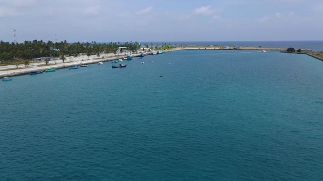 Maamigili Island Maldives смотреть онлайн