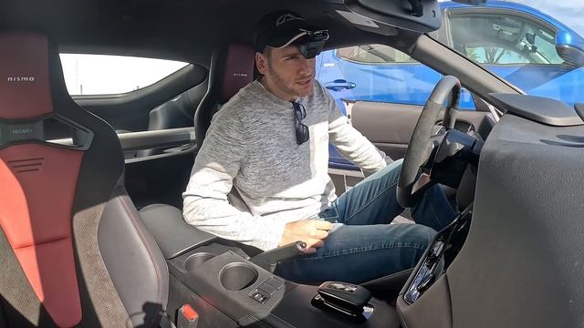 What It's Like to Live with the 2024 Nissan Z Nismo (POV) смотреть онлайн