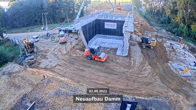 Ausbaustrecke Leipzig – Dresden: Zeitraffer des Einschubs der Brücke „Weg zur Hölle“ смотреть онлайн