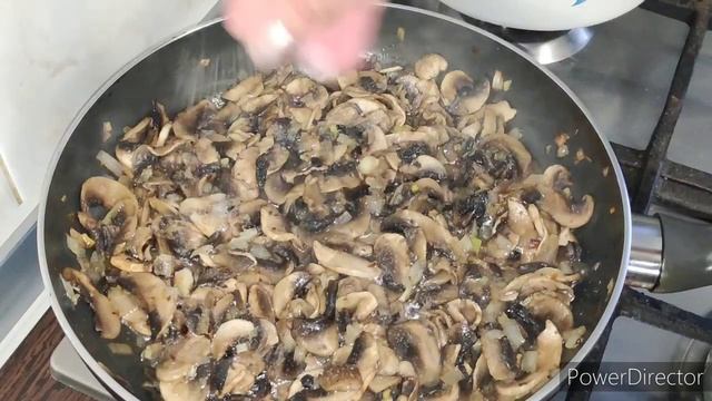 Макароны с грибной подливой из шампиньонов. Ты попросишь добавки! смотреть онлайн