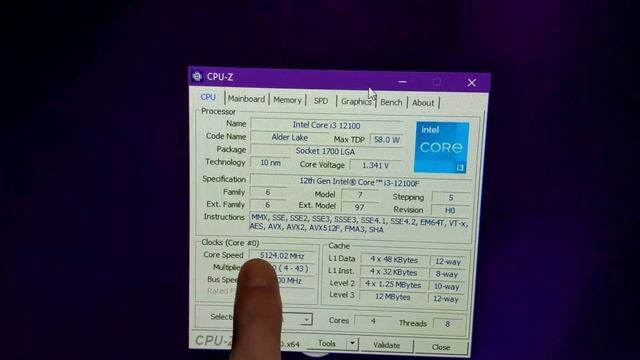 i3 12100F BCLK Overclocking and 12900K on the Asus Z690 Apex смотреть онлайн