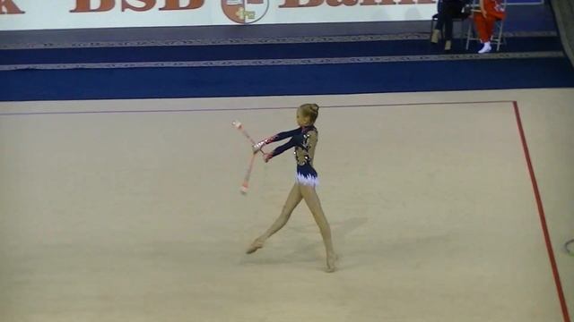 Ermolova Alina (RUS) clubs junior Qual Cup of World 2014 Minsk смотреть онлайн