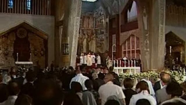 Аве Мария. Молимся вместе с Папой. смотреть онлайн
