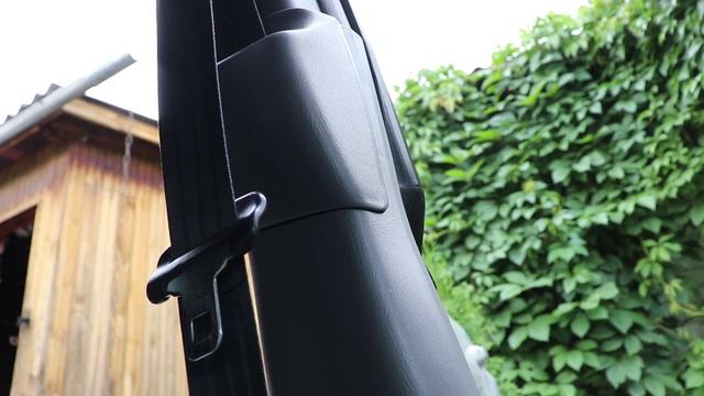 Снимаем ковер пола Subaru Forester SF5 смотреть онлайн