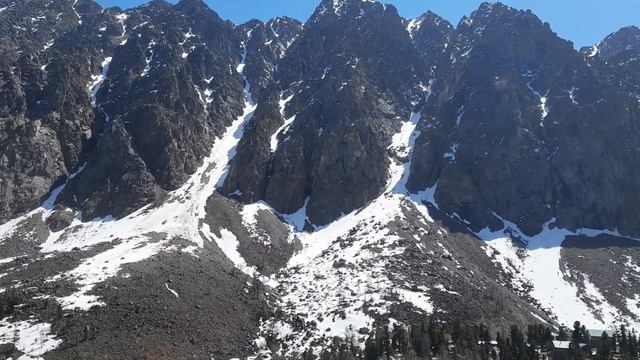 Первая прогулка по предгорью долины Актру. смотреть онлайн