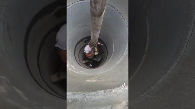 Копка колодца . Бурение колодца машиной за час!!!! смотреть онлайн