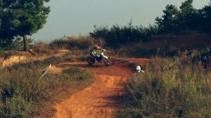 SUR-RON ULTRA BEE НА ТРЕКЕ