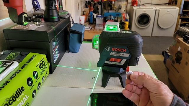 Bosch GLL3-330CG Awesome laser смотреть онлайн