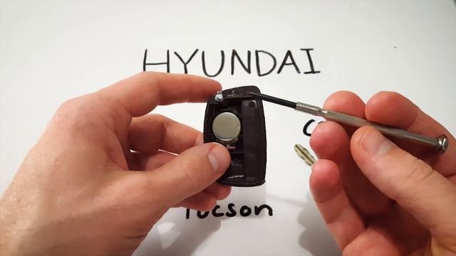 Hyundai Tucson Key Fob Battery Replacement (2014 - 2019) смотреть онлайн