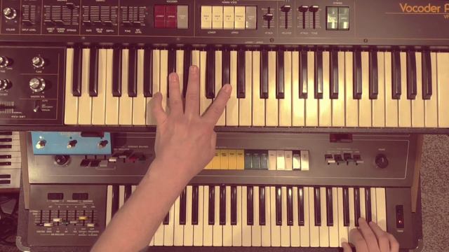 "Helios" Yamaha CS50 and Roland VP330 Jam. смотреть онлайн