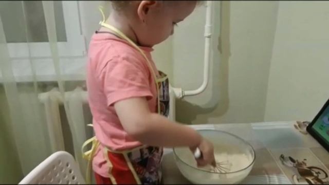 Блины на масленицу. Готовим с Кирой смотреть онлайн