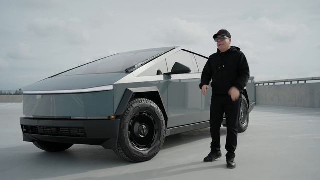 Supergloss Nardo Gray Cybertruck and 20" CTM Monoblock Full Face Aero Wheels & Floating Center Caps смотреть онлайн