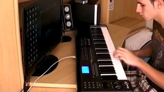 Making The Beat || First One On YouTube смотреть онлайн