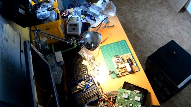 Samsung syncmaster 1 sec turn off repair - Part 1 смотреть онлайн