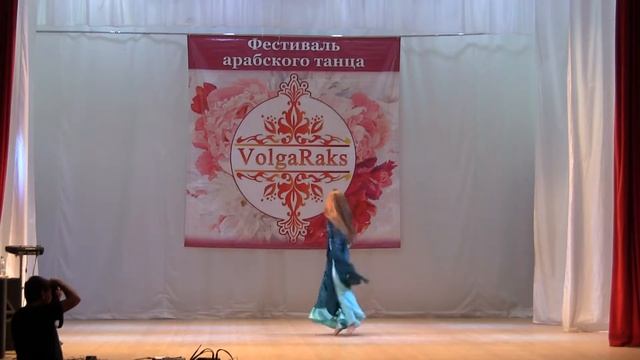 Королева Наталья. Юниоры фолк смотреть онлайн