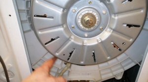 Стиральная машина LG не отжимает, прыгает!