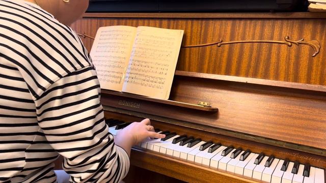 Д.Кабалевский «Клоуны» учебный аккомпанемент смотреть онлайн