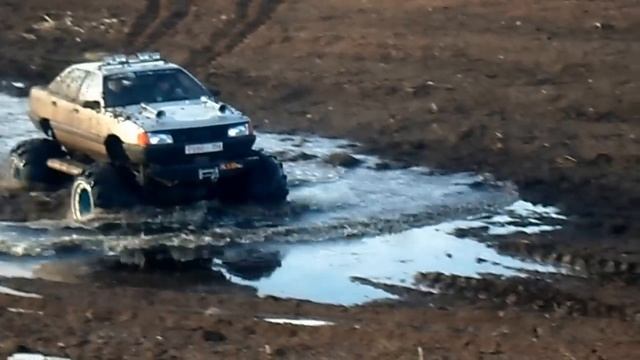 АУДИ МОНСТР смотреть онлайн