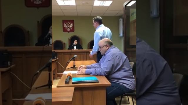 Экс-глава Оренбурга продолжает биться за прогулки смотреть онлайн