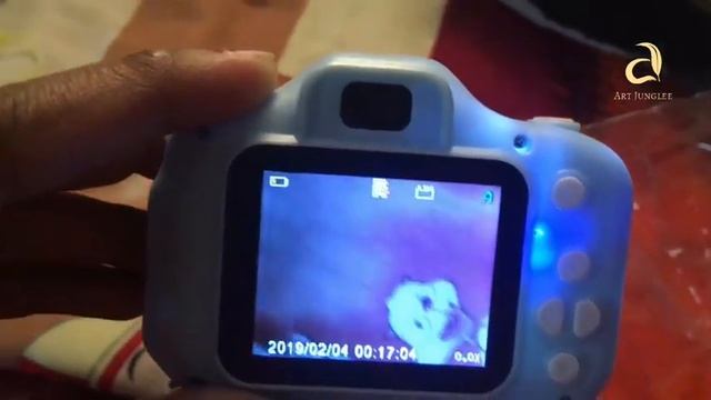 Unboxing Digital Cartoon Camera || Harithi's Gift from her Dad смотреть онлайн