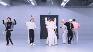 case 143 (stray kids) dance practice mirrored